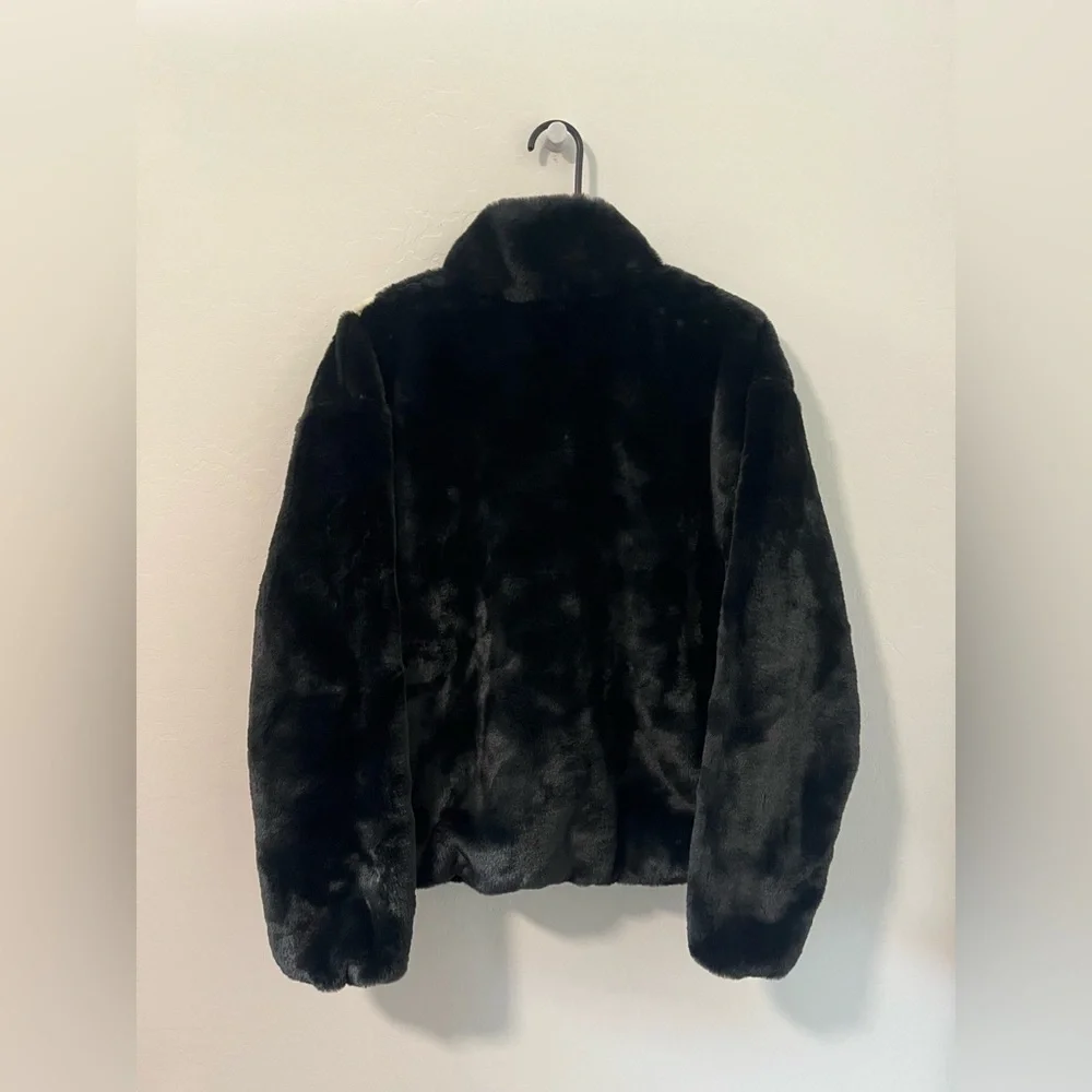 New $175 Nike Black Fur Full Zip Jacket DO3791-010 womens Oversized Small - Picture 6 of 7